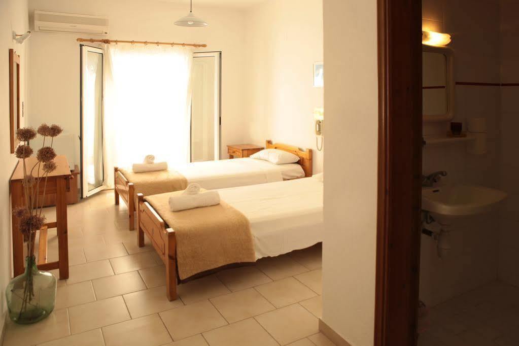 Marina Hotel Матала Екстериор снимка